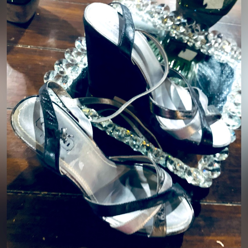 Coach women’s shoes size 8.5